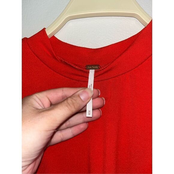 FREE PEOPLE Womens Top Sydneys Tuesday Relaxed Fire Orange Red Size Medium - Picture 5 of 6